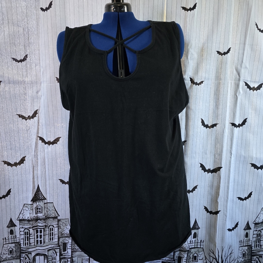 Torrid Size 6x Black tank